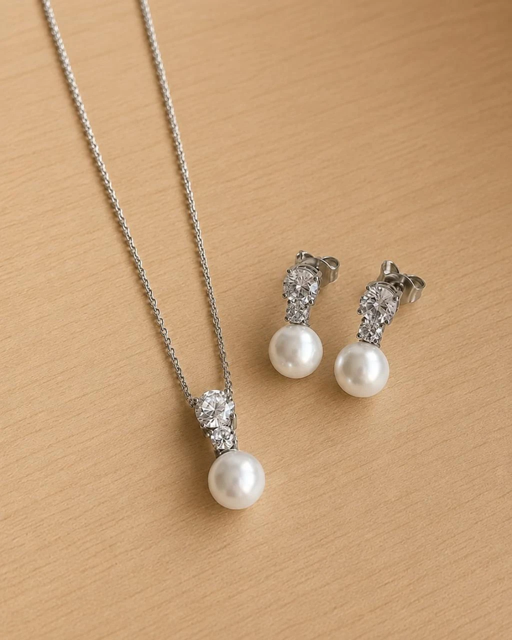 Conjunto collar y pendientes perlas Winter's Embrace / Nuevo